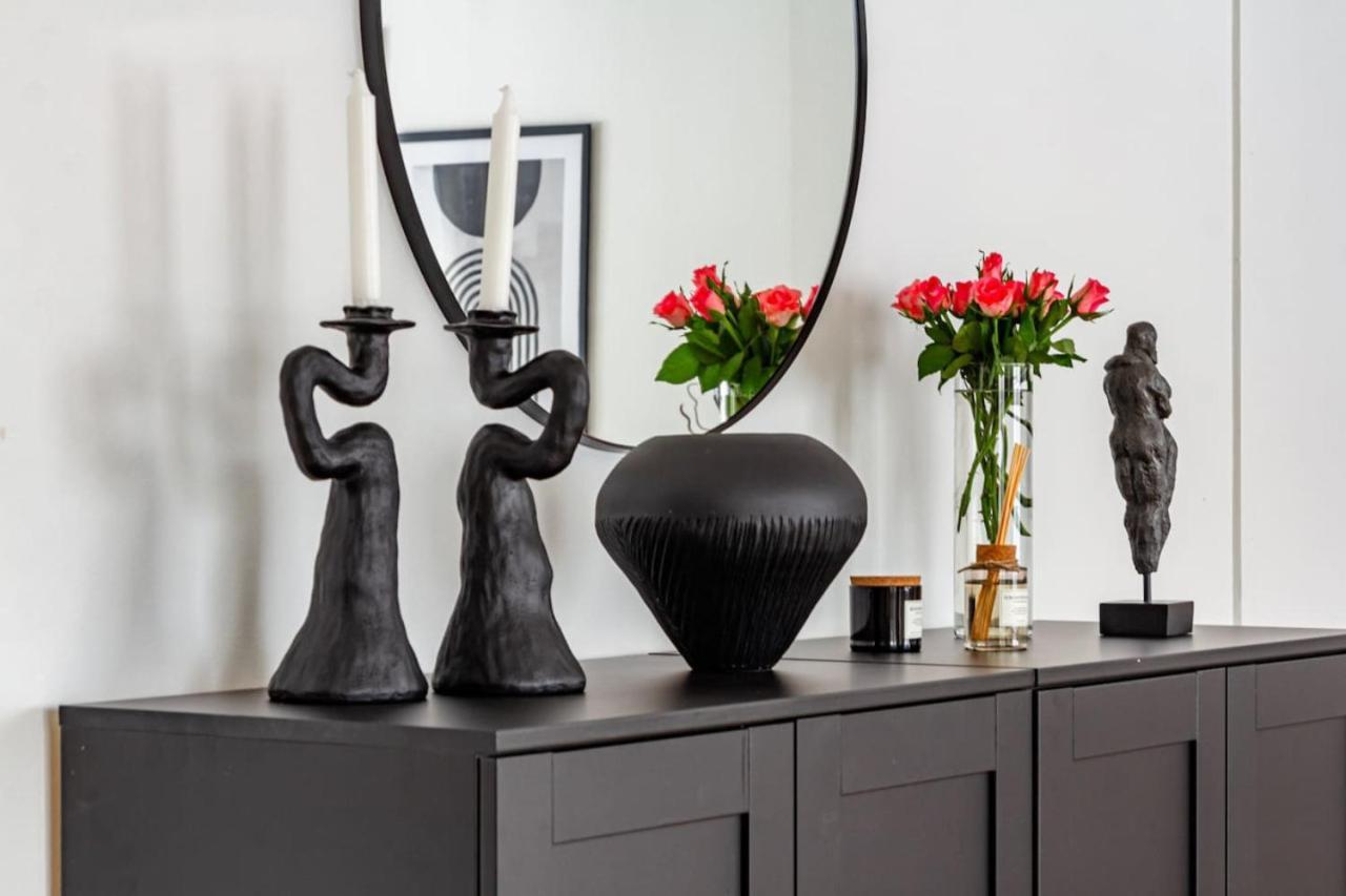 Budget Comfort On Trendy Soedermalm, Construction Work ستوكهولم المظهر الخارجي الصورة