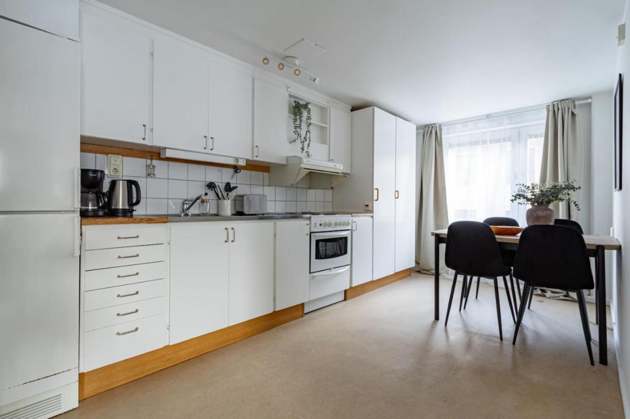 Budget Comfort On Trendy Soedermalm, Construction Work ستوكهولم المظهر الخارجي الصورة