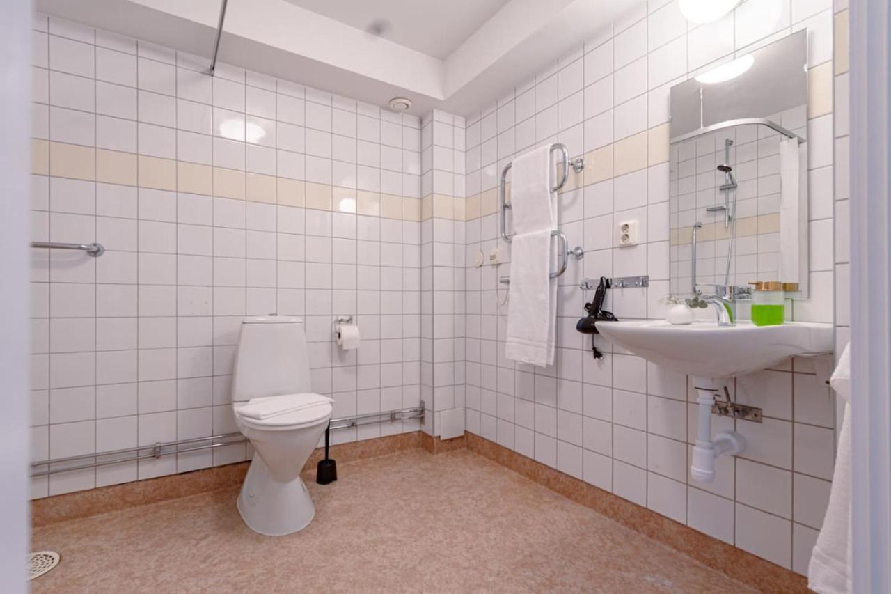 Budget Comfort On Trendy Soedermalm, Construction Work ستوكهولم المظهر الخارجي الصورة